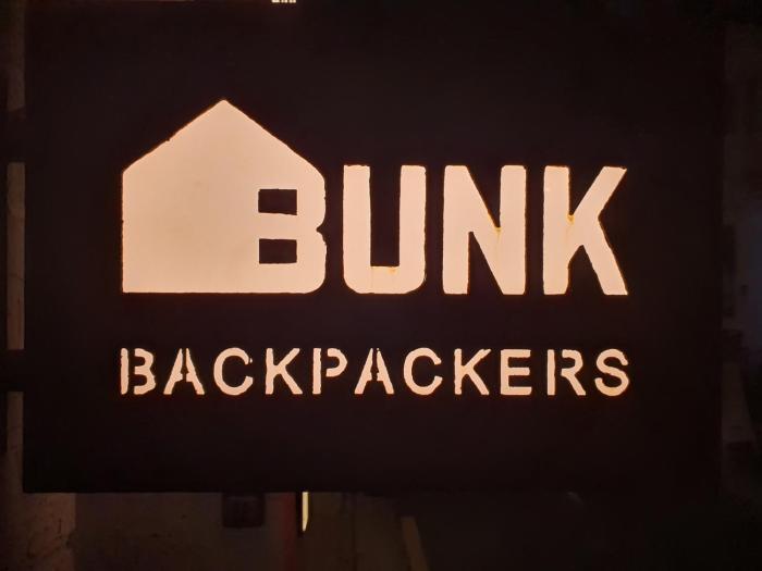 Bunk Backpackers Guesthouse