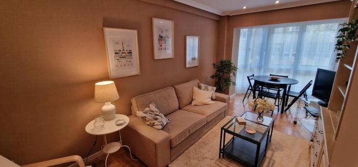 Parque Begoña - Amplio piso para 6 pax y céntrico - VUT-4528-AS