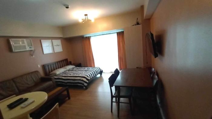 Abreeza chills place T1-1105