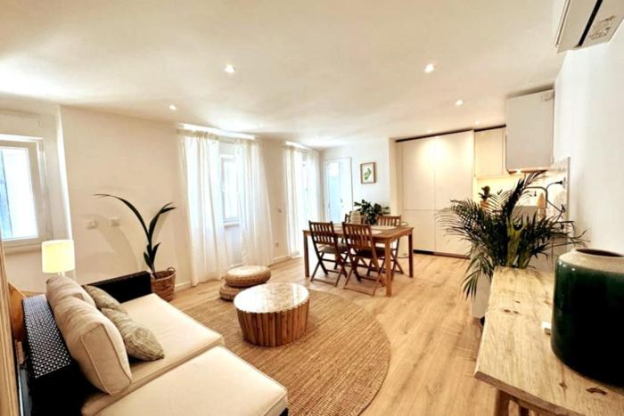 Duplex apartment 2 min from the beach