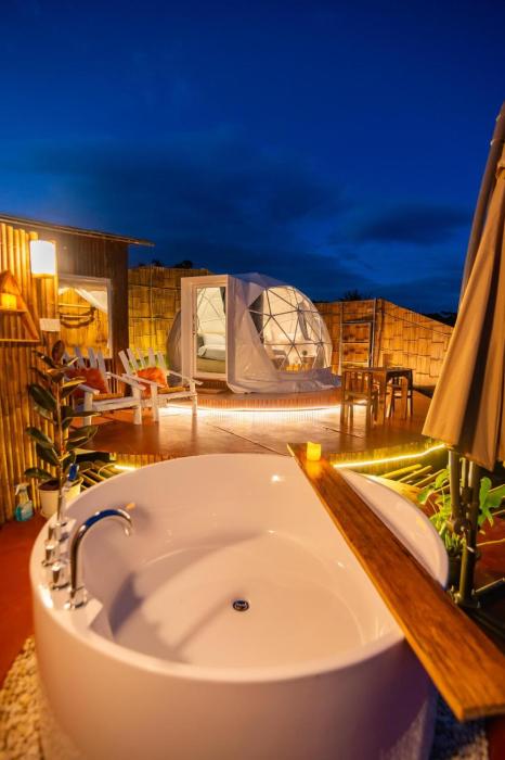 เดอะเนเจอร์ ม่อนแจ่ม The nature camping monjam