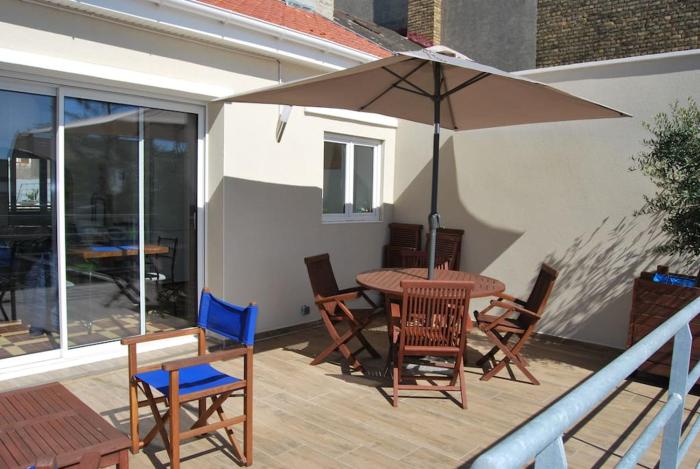 A deux pas de la Mer. Maison avec jardin sud. Les Moussaillons