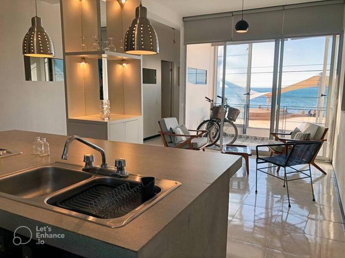 Increíble departamento en malecón frente al mar