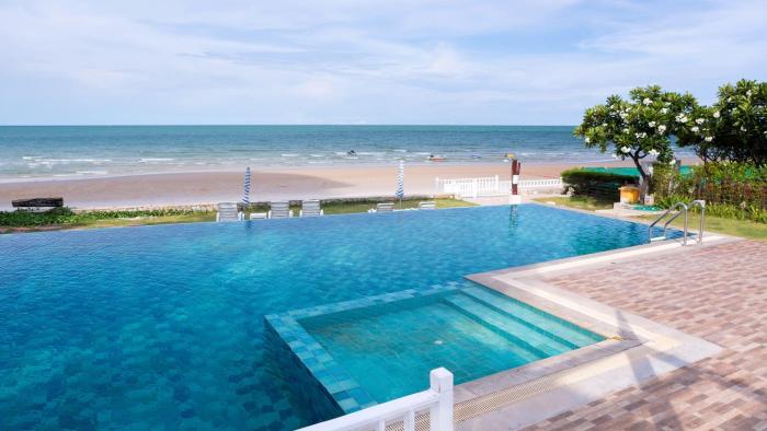 Baan Poolom Beachfront Condominium