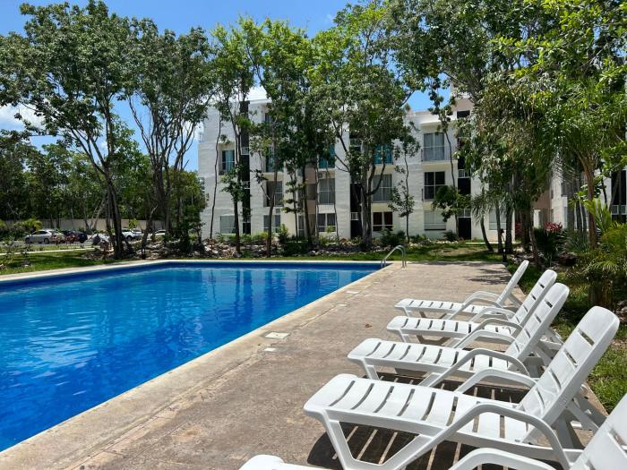 Departamento 2 habitaciones vista a la alberca Creta by EITA