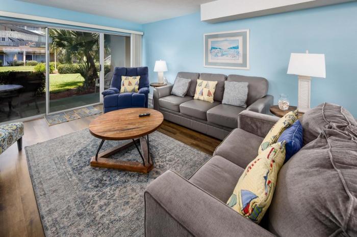 103A - 1BR1 Bath at Seaspray Condos on Okaloosa Island, Fort Walton Beach, Fl