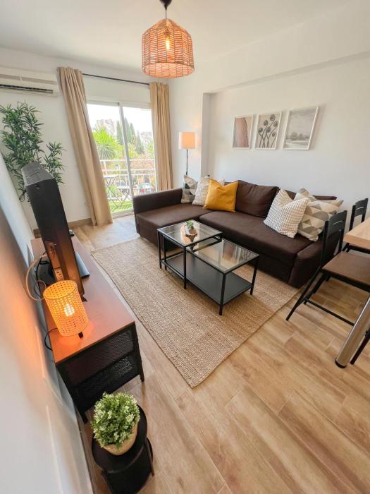 Bright & cozy apartment Acuario beach&pool