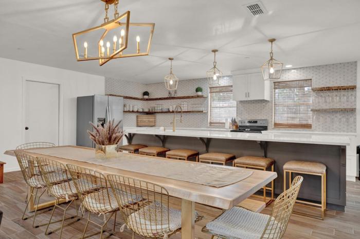 Relaxing Haus Perfect for Getaway, Walk to Main