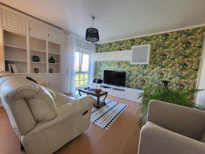 Family-friendly flat 2BR 2BA Metro Telheiras