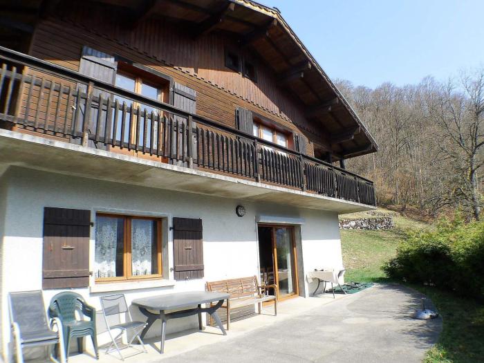 Chalet familial calme proche centre, 8 pers, WiFi, garage - FR-1-629-103