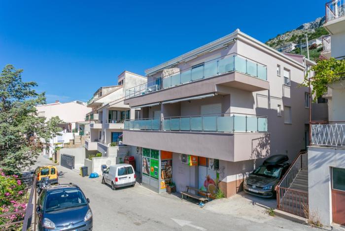 Apartments by the sea Pisak, Omis - 21568