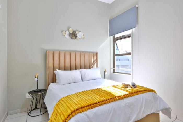 The Golden Getaway one Bed Apt.