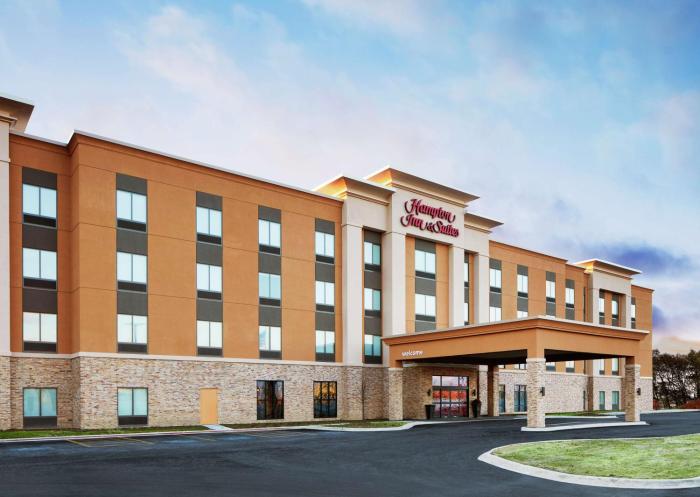 Hampton Inn & Suites ChicagoWaukegan