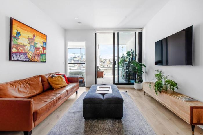 Collingwood Zest Experience the Spirit of Smith St