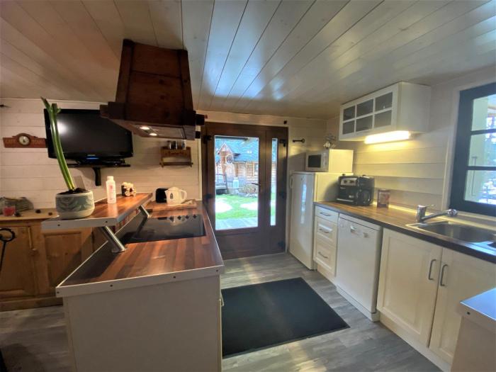 Appartement 2 pièces, 5 min du téléphérique Avoriaz, navette gratuite, parking, jardin, services inclus - FR-1-754-41