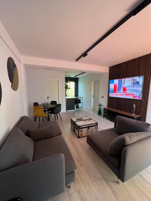 Apartament 3 camere Vila Cristal