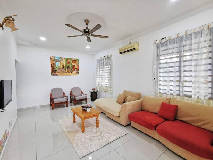 Ipoh stadium 1minwahkeongpark simee 18pax bungalow cottage