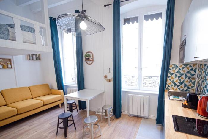 Charpennes Apartment for 4 people near the metro