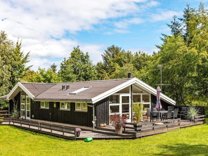 6 person holiday home in Fjerritslev-By Traum