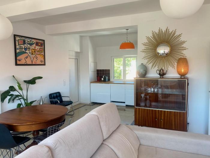 Superb Surf House Next to best Caparica Beach