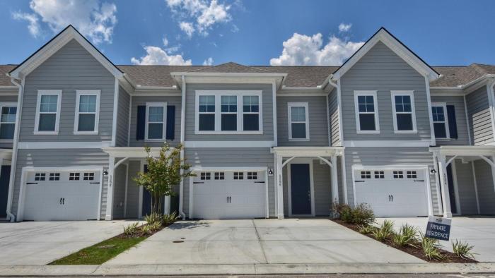 5206 Townes at Barefoot townhouse