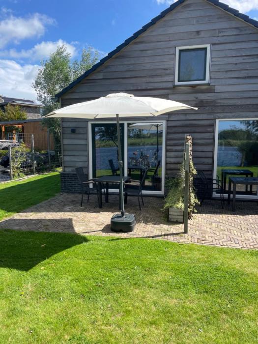 Mooi vakantiehuis prachtig gelegen aan het water