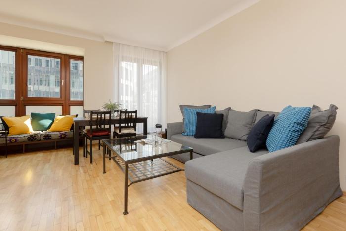 Żelazna Comfortable Apartment Center of Warsaw by Renters