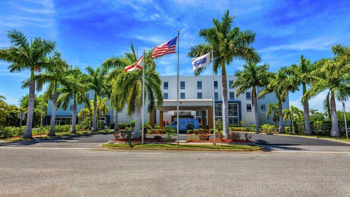 Hampton Inn & Suites Sarasota Bradenton - Airport