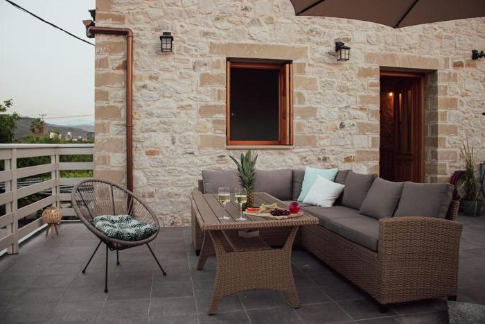 Amygdalia Traditional House