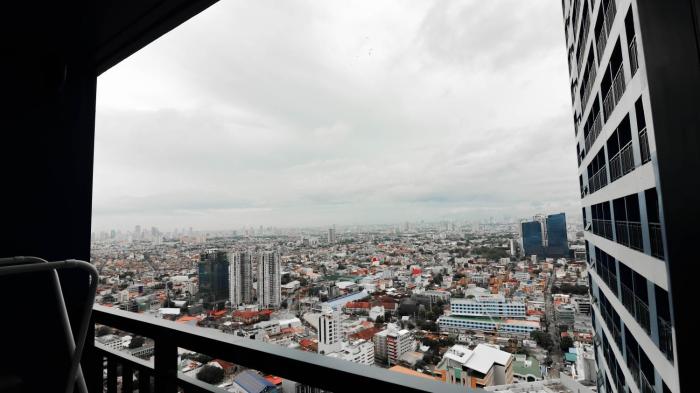 Smart Cozy Home Air Residences Makati