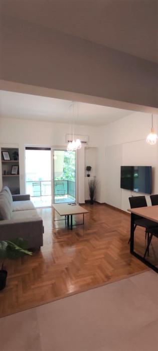 Spacious 2bdr apartment @ Pagrati