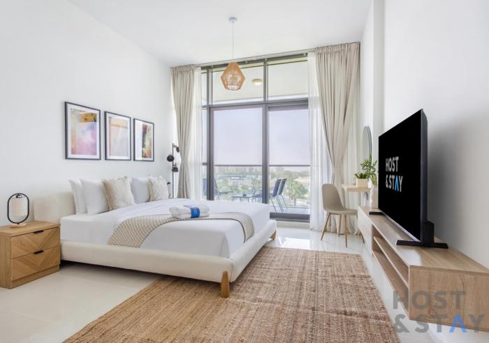 Studio in Jasmine, Damac Hills - Host & Stay