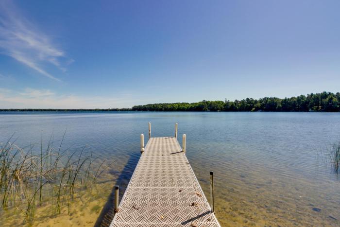 Lakefront Minnesota Escape w Fire Pit & Boat Dock