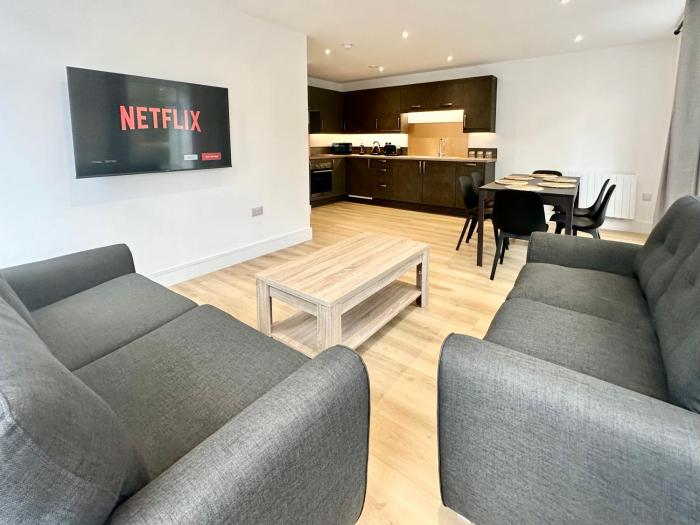 Fountain Apartment No 3 with Free Parking