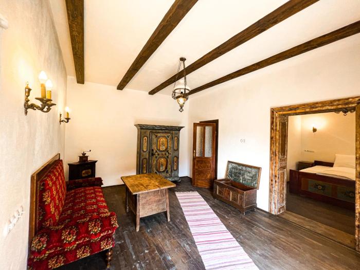 Castle View Saschiz - Traditional Guesthouse