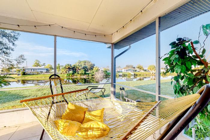 Dreaming on the Canal