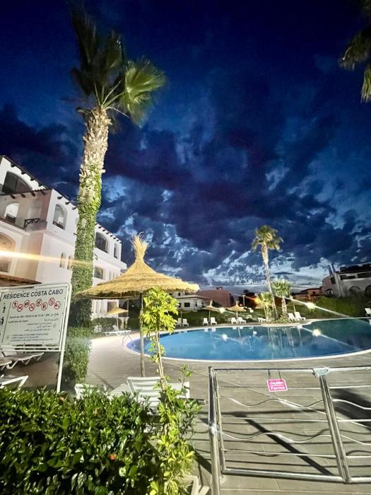 Résidence avec piscine près de la plage Martil