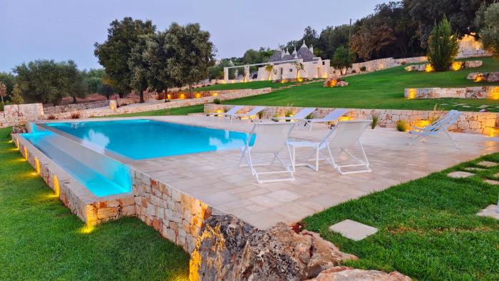 Borgo Petra - with heated pool
