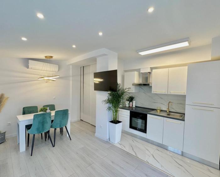 Apartment Teo with Terrace