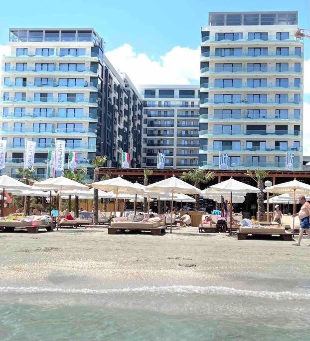 ACRIMA Studios 108 Mamaia Nord