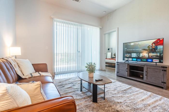 Cozy Spacious 1BR with Pool and Gym Pflugerville Austin