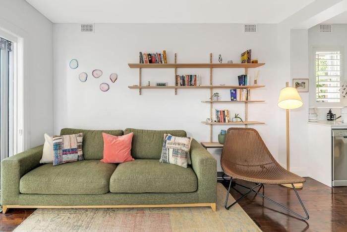 Bronte Beauty Modern Heritage Style with Balcony