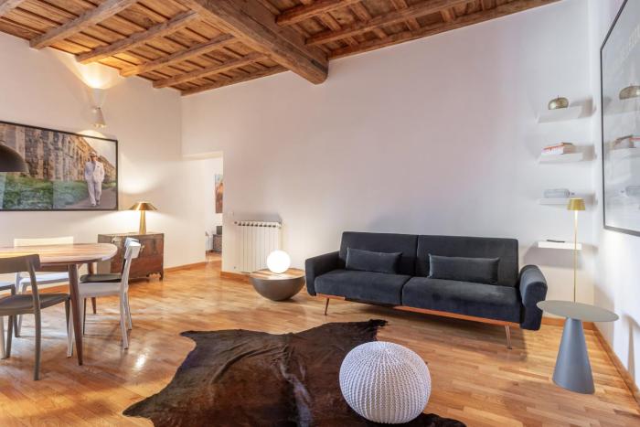 Eclectica Living by Navona Square
