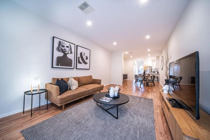 Black Oak at Brompton – Contemporary Parkside Stay