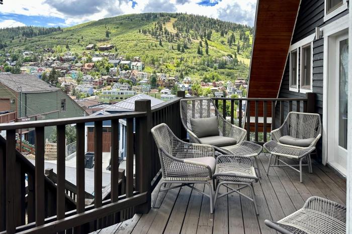 Park City Palace - Upper Level