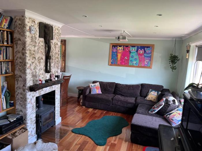Bright, comfy and peaceful house