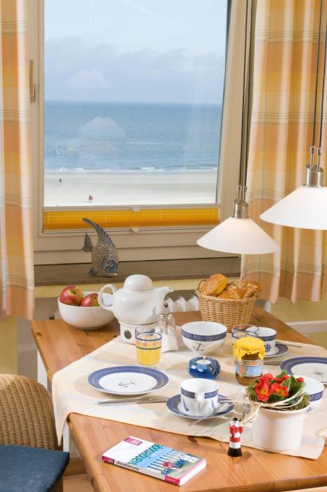 Ferienwohnung mit Meerblick und Westbalkon