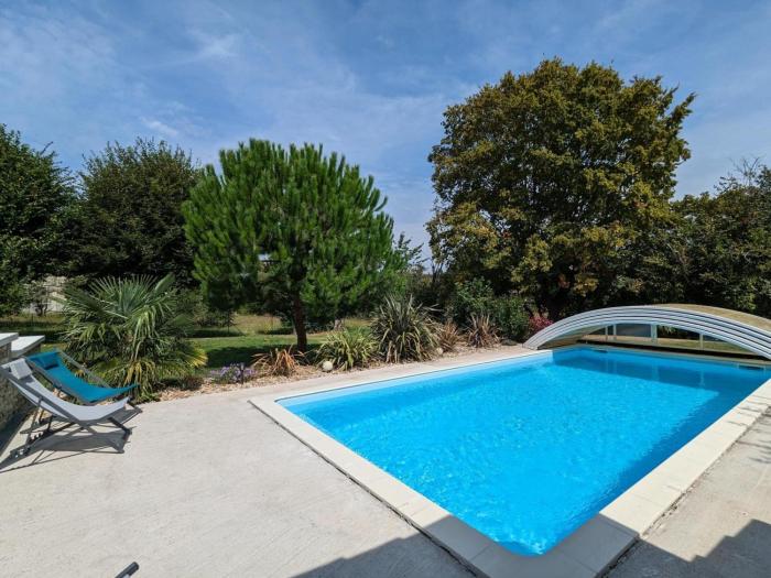Maison avec Piscine Privative, Jardin, Billard et Proche des Plus Beaux Villages de France - FR-1-653-243