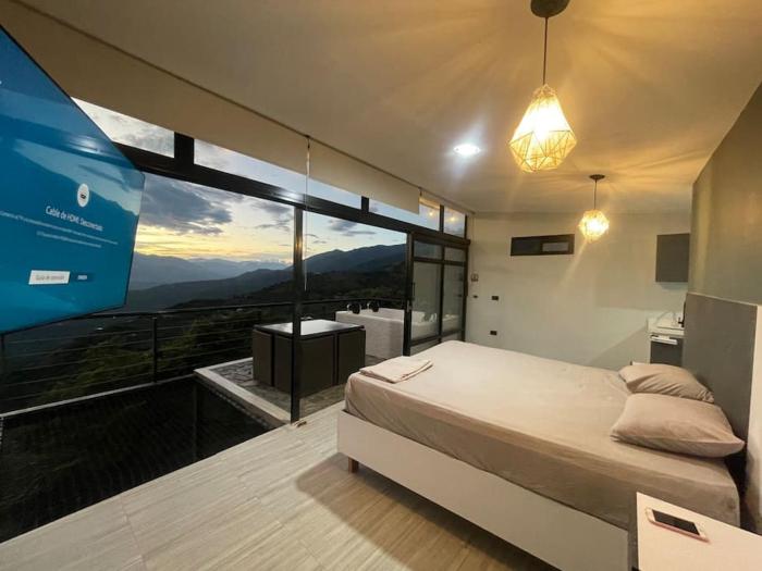 Cabaña en Sopetran con jacuzzi