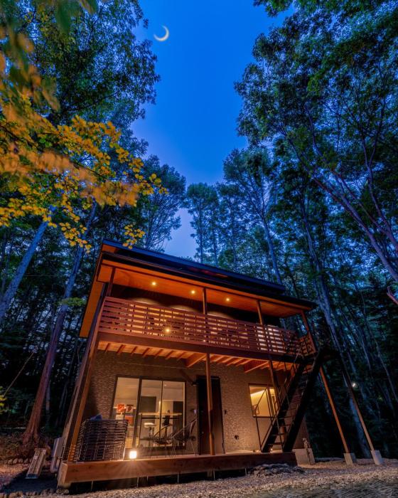 ツキミチル　〜軽井沢のサウナ・BBQつき一棟貸しホテル〜